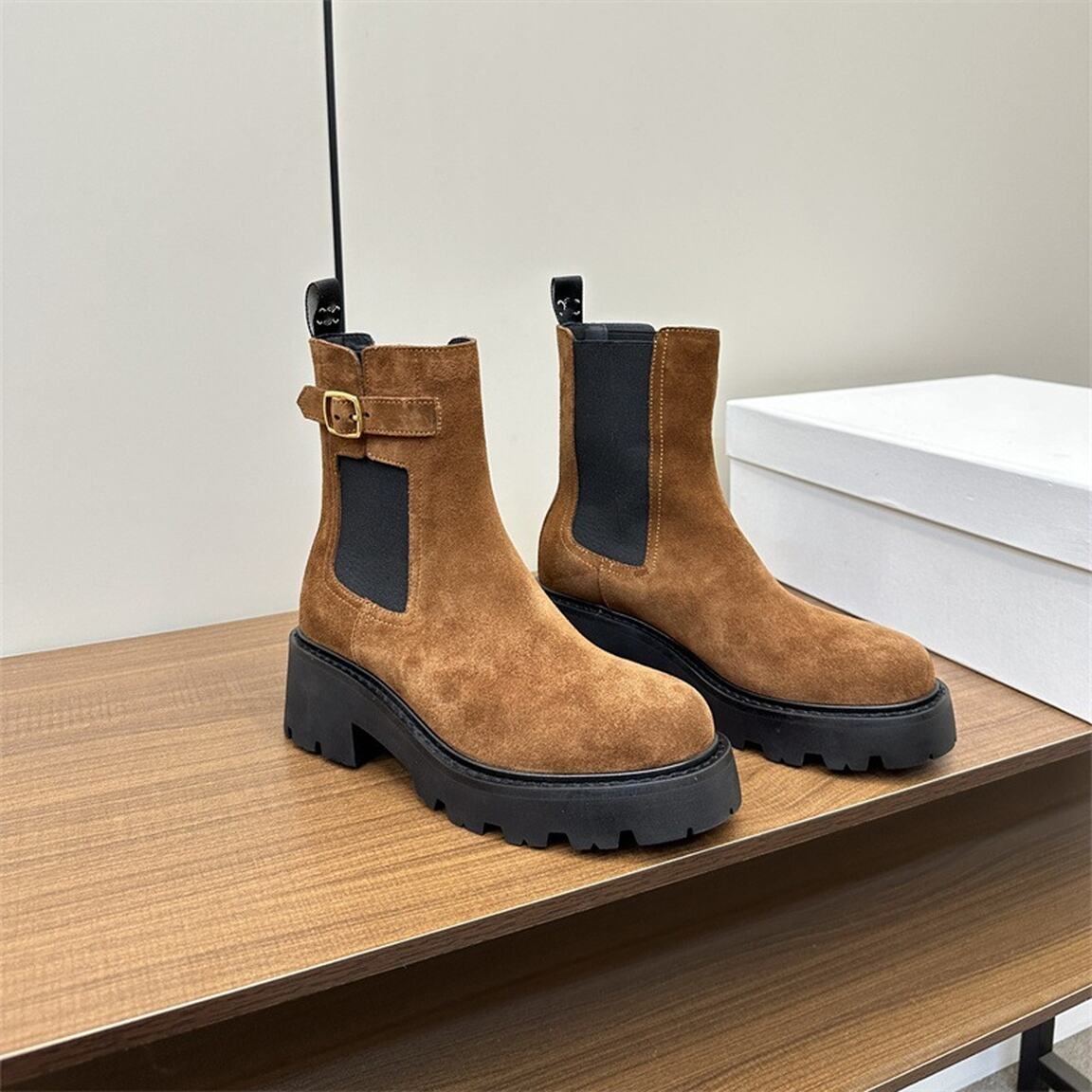 ronald-womens-chelsea-boots-suede_3