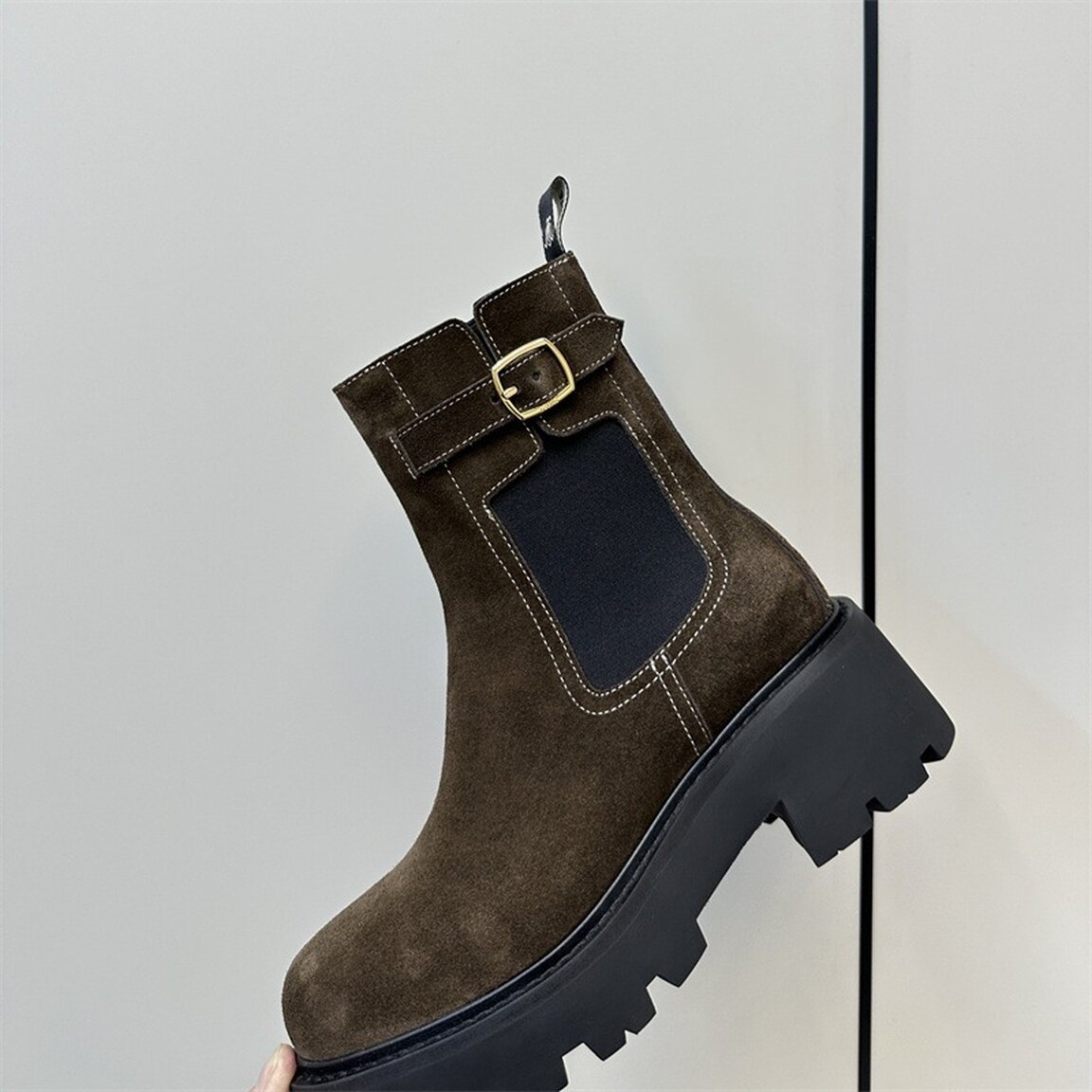 ronald-womens-chelsea-boots-suede_3